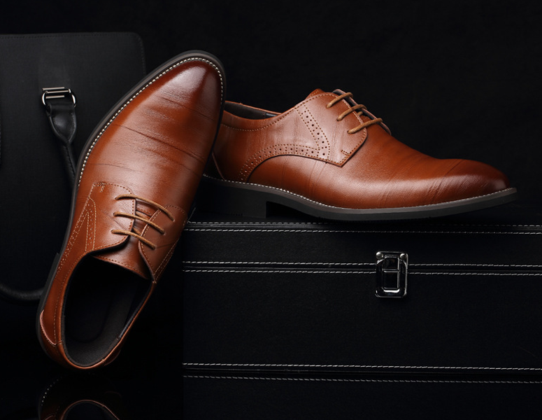 stylish men's leather shoes.