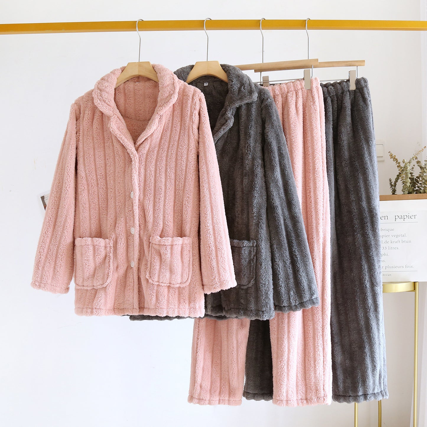 Simple Coral Fleece Couple Pajamas For Women Autumn And Winter