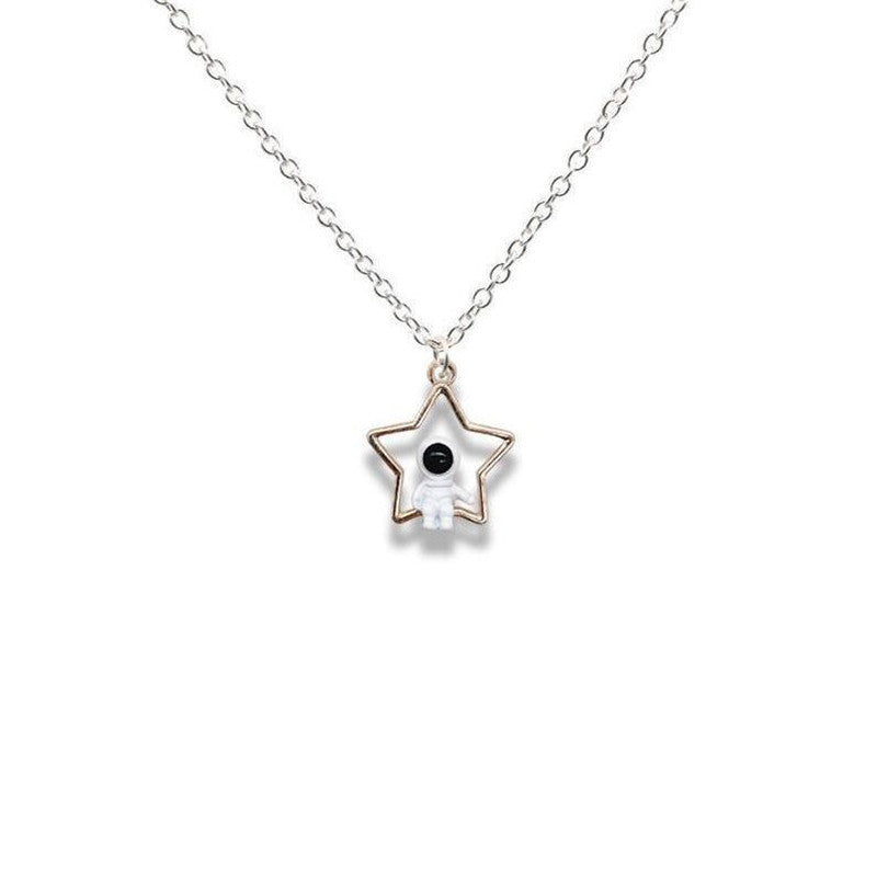 Five-pointed Star Border Pendant Necklace