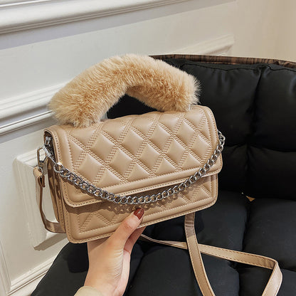 Retro All-match Rhomboid Fur Hand Carry Small Square Bag