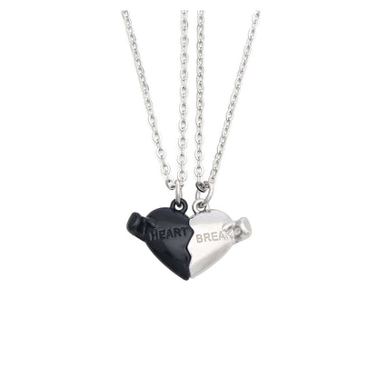 Holding Heart Magnet Pendant Couple Necklace For Love